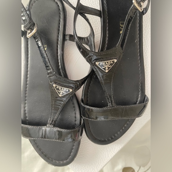 Authentic Prada black patent Sandal flats size 38 - Picture 4 of 7